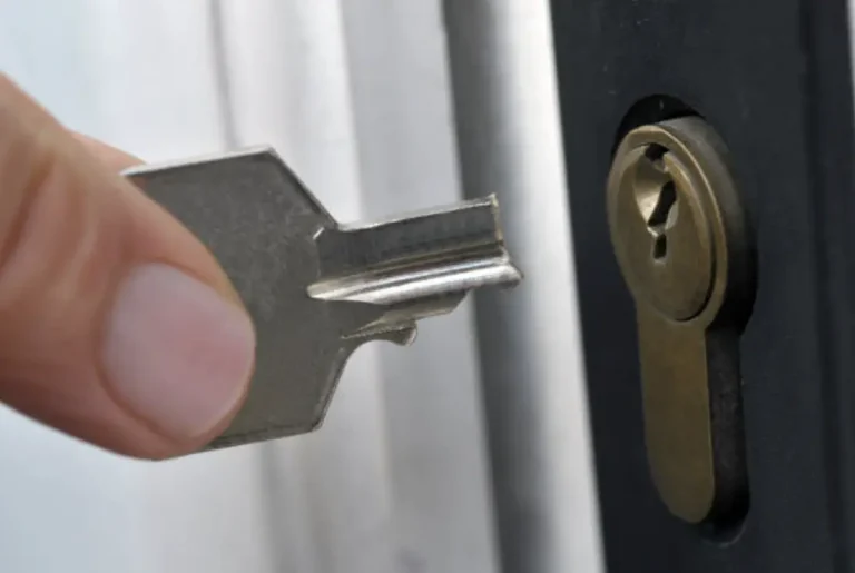 serrurier clé cassée